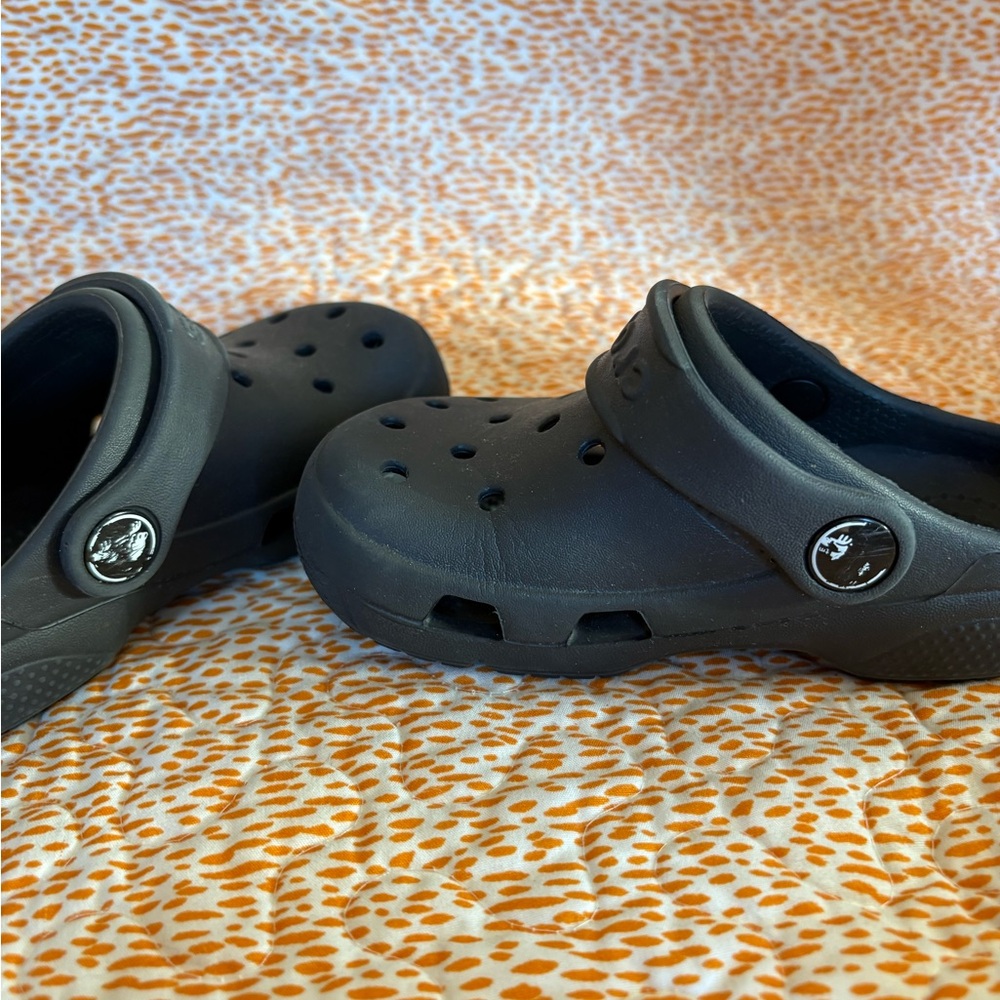 CROCS Kids Classic Clog - Black - Picture 4 of 5